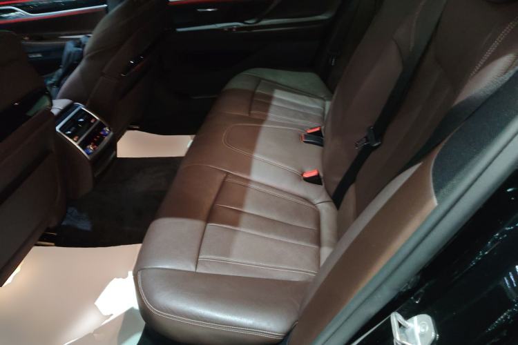 Used BMW 7 Series 2018 730Li Leading Model M Sport Package Left Rear Seat
