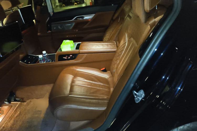 Used BMW 7 Series 2018 M760Li xDrive Left Rear Seat