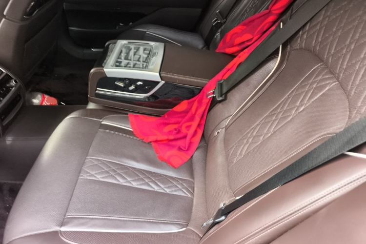 Used BMW 7 Series 2018 740Li M Sport Package Leading Model Left Rear Seat