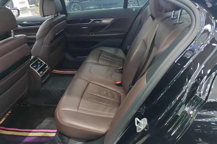 Used BMW 7 Series 2018 730Li Leading Model M Sport Package Left Rear Seat