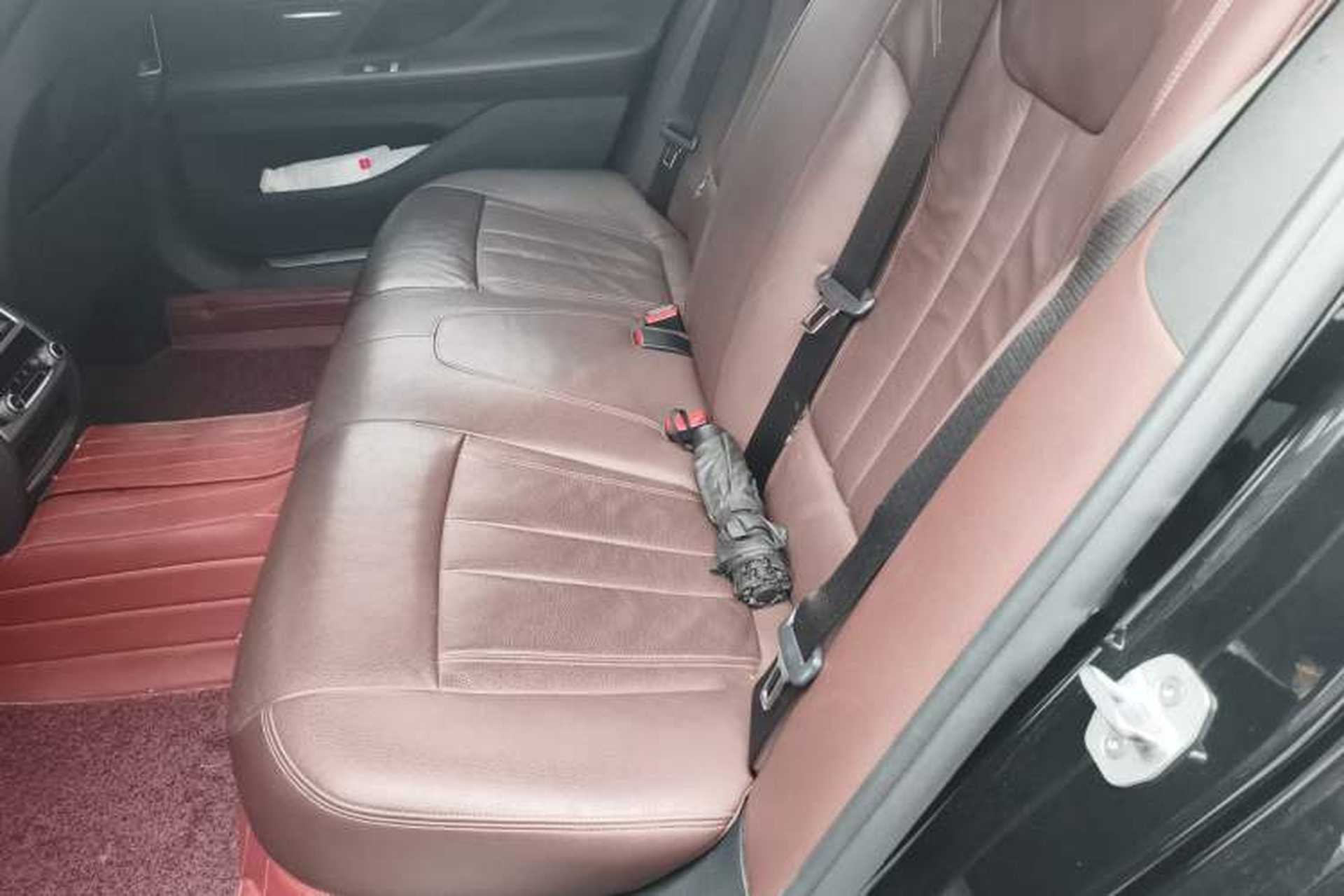 Used BMW 7 Series 2018 730Li Leading Model Excellence Package Left Rear Seat