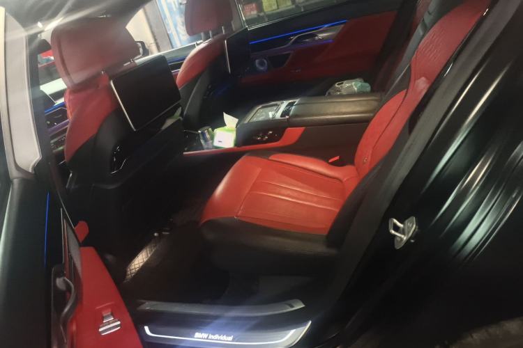 Used BMW 7 Series 2018 740Li xDrive Luxury Edition M Sport Package Left Rear Seat