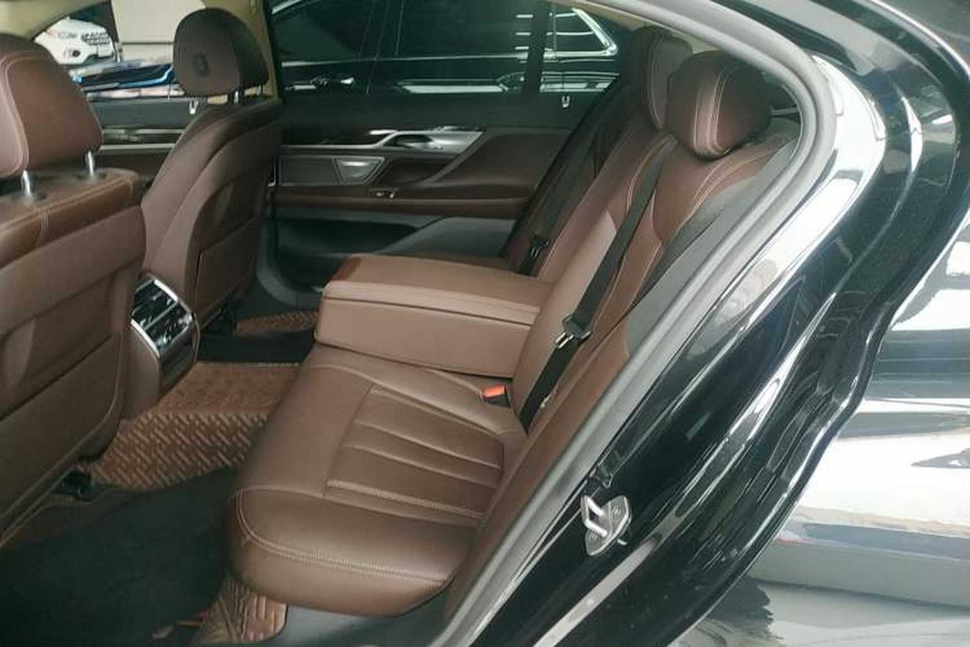 Used BMW 7 Series 2018 730Li Leading Model Excellence Package Left Rear Seat