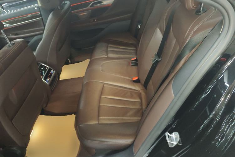 Used BMW 7 Series 2018 730Li Leading Model Excellence Package Left Rear Seat