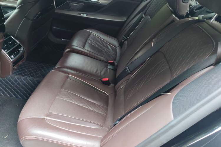 Used BMW 7 Series 2018 740Li M Sport Package Leading Model Left Rear Seat