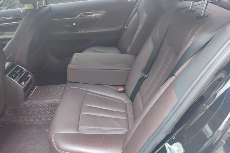 Used BMW 7 Series 2018 730Li Leading Model Excellence Package Left Rear Seat