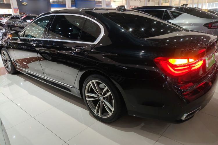 Used BMW 7 Series 2018 730Li Leading Model M Sport Package Left Side