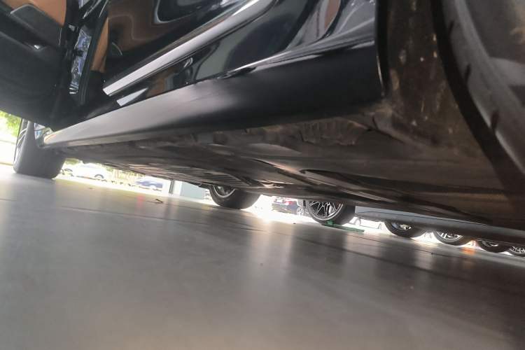 Used BMW 7 Series 2018 730Li Luxury Edition M Sport Package Left Side Sill