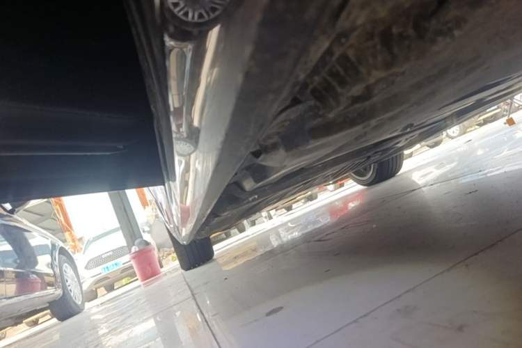 Used BMW 7 Series 2018 730Li Leading Model Excellence Package Left Side Sill
