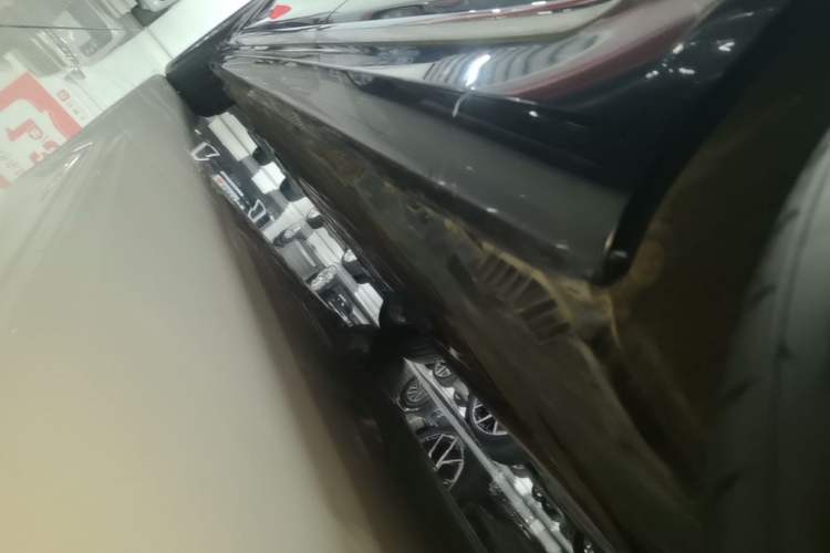 Used BMW 7 Series 2018 730Li Luxury Edition M Sport Package Left Side Sill