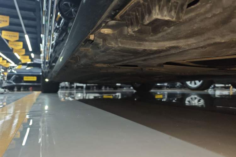 Used BMW 7 Series 2018 730Li Leading Model Excellence Package Left Side Sill