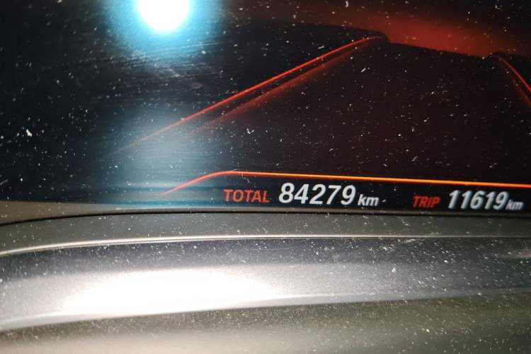 Used BMW 7 Series 2018 740Li Leading Model Excellence Package Odometer Close Up