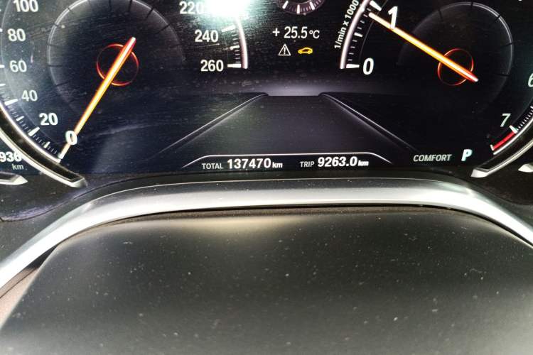 Used BMW 7 Series 2018 730Li Leading Model M Sport Package Odometer Close Up