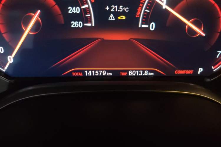 Used BMW 7 Series 2018 730Li Leading Model M Sport Package Odometer Close Up