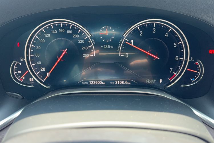 Used BMW 7 Series 2018 730Li Leading Model M Sport Package Odometer Close Up