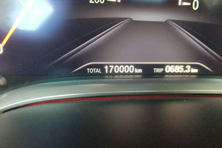 Used BMW 7 Series 2018 730Li Leading Model M Sport Package Odometer Close Up