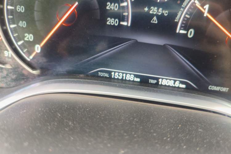 Used BMW 7 Series 2018 730Li Luxury Model Excellence Package Odometer Close Up