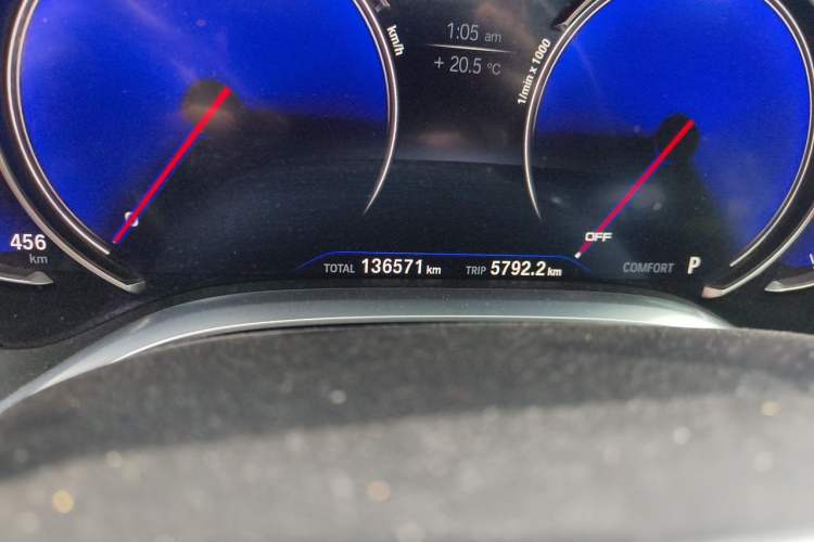 Used BMW 7 Series 2018 730Li Leading Model M Sport Package Odometer Close Up
