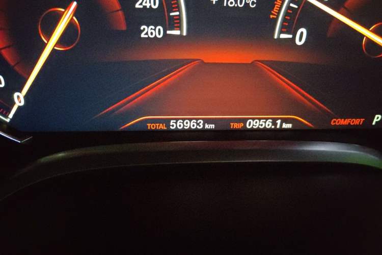 Used BMW 7 Series 2018 730Li Leading Model M Sport Package Odometer Close Up
