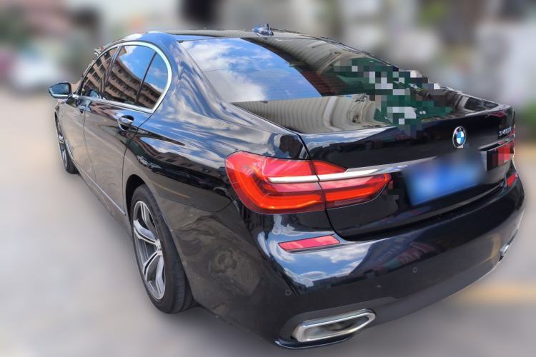 Used BMW 7 Series 2018 740Li M Sport Package Leading Model Rear Left 45 Deg