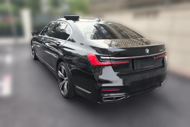 Used BMW 7 Series 2018 740Li M Sport Package Leading Model Rear Left 45 Deg