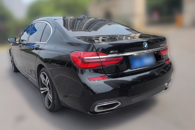 Used BMW 7 Series 2018 740Li xDrive Luxury Edition M Sport Package Rear Left 45 Deg