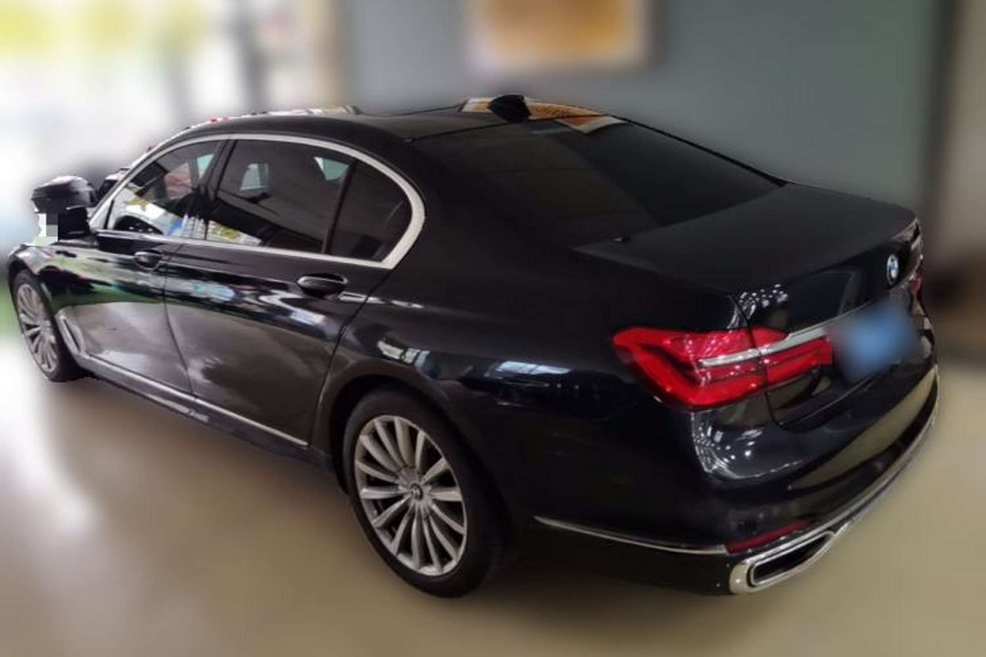 Used BMW 7 Series 2018 730Li Leading Model Excellence Package Rear Left 45 Deg