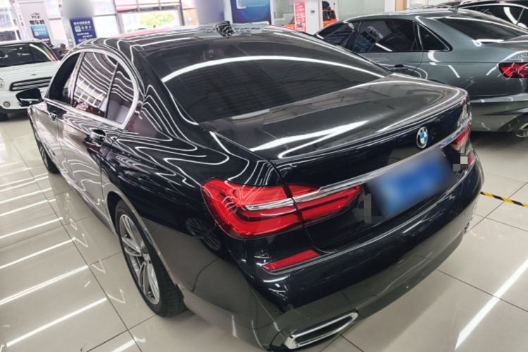 Used BMW 7 Series 2018 730Li Luxury Edition M Sport Package Rear Left 45 Deg