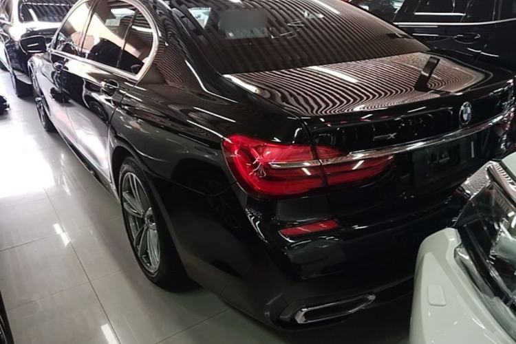 Used BMW 7 Series 2018 730Li Leading Model M Sport Package Rear Left 45 Deg