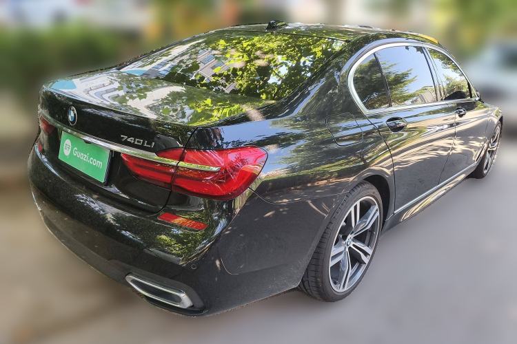 Used BMW 7 Series 2018 740Li M Sport Package Leading Model Rear Right 45 Deg