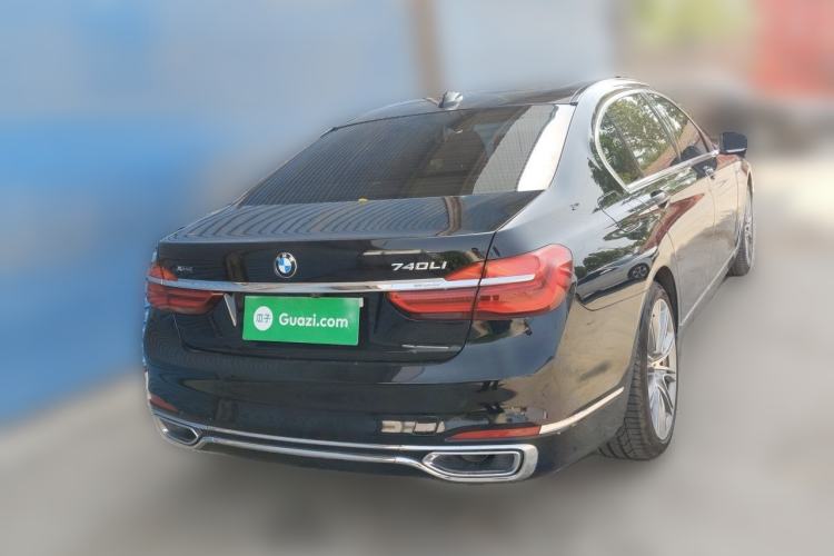 Used BMW 7 Series 2018 740Li xDrive Luxury Edition Excellence Package Rear Right 45 Deg