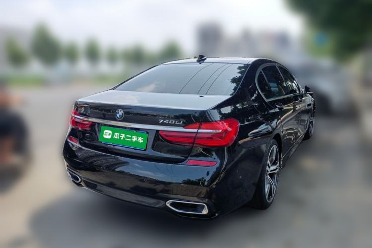 Used BMW 7 Series 2018 740Li M Sport Package Leading Model Rear Right 45 Deg
