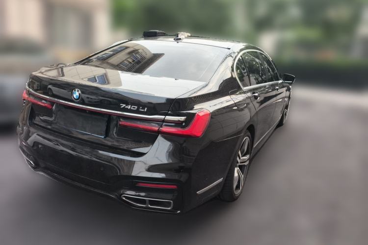 Used BMW 7 Series 2018 740Li M Sport Package Leading Model Rear Right 45 Deg