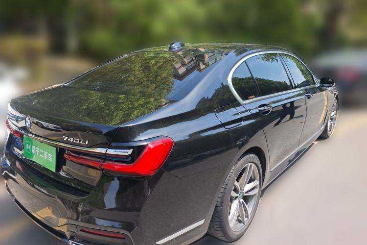 Used BMW 7 Series 2018 730Li Luxury Edition M Sport Package Rear Right 45 Deg