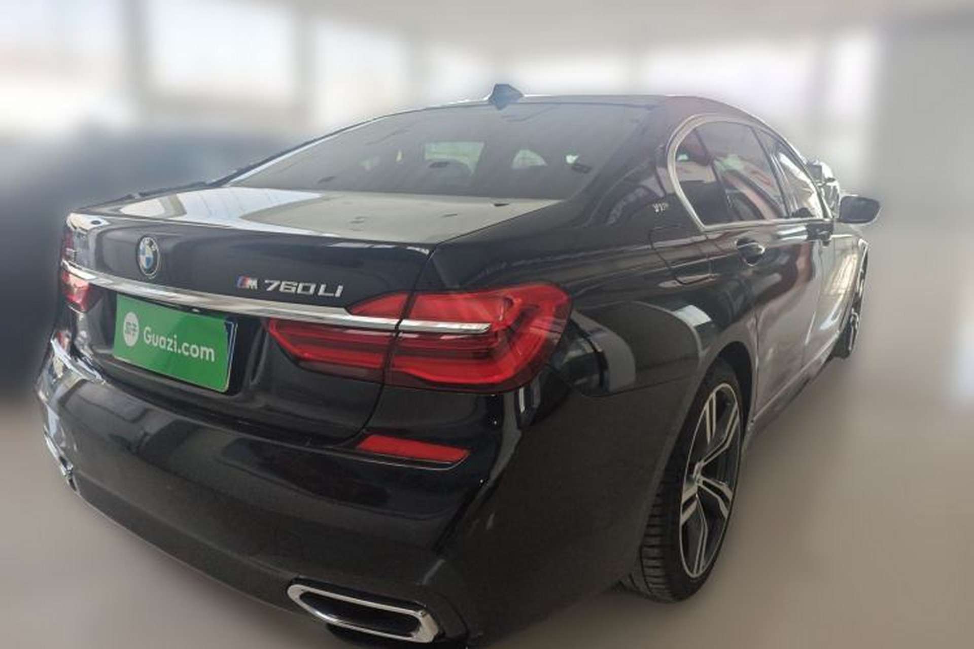 Used BMW 7 Series 2018 740Li xDrive Luxury Edition M Sport Package Rear Right 45 Deg