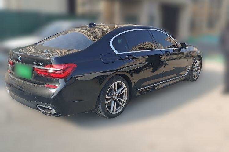 Used BMW 7 Series 2018 730Li Luxury Edition M Sport Package Rear Right 45 Deg