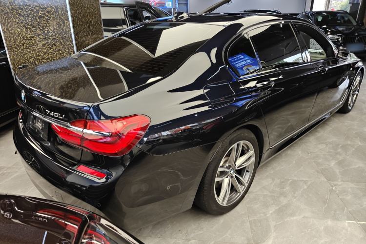 Used BMW 7 Series 2018 730Li Luxury Edition M Sport Package Rear Right 45 Deg