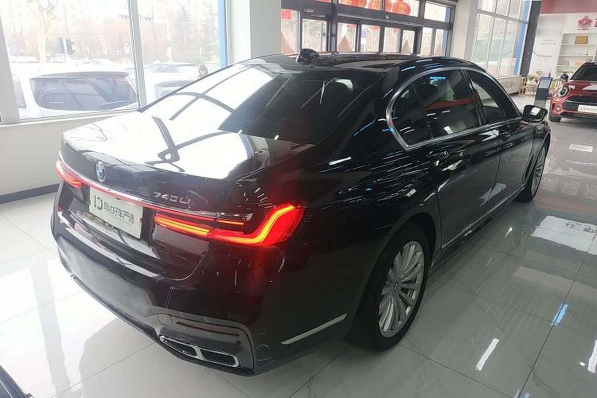 Used BMW 7 Series 2018 730Li Leading Model Excellence Package Rear Right 45 Deg