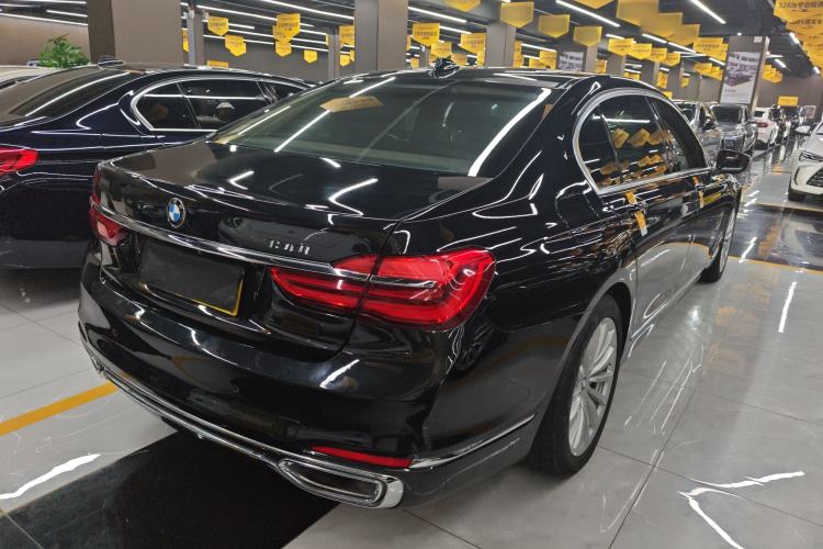 Used BMW 7 Series 2018 730Li Leading Model Excellence Package Rear Right 45 Deg