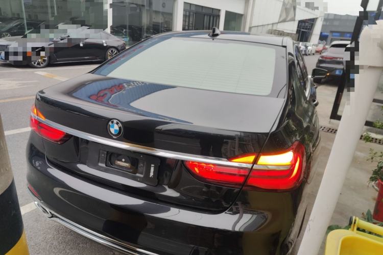 Used BMW 7 Series 2018 730Li Leading Model Excellence Package Rear Right 45 Deg
