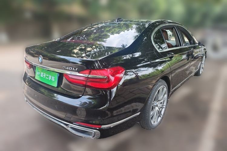 Used BMW 7 Series 2018 740Li xDrive Luxury Edition Excellence Package Rear Right 45 Deg
