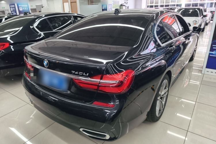 Used BMW 7 Series 2018 730Li Luxury Edition M Sport Package Rear Right 45 Deg