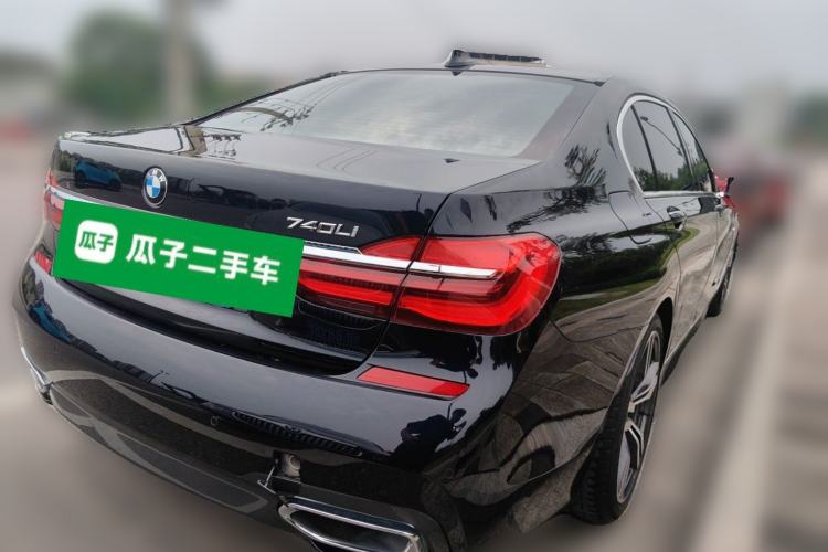 Used BMW 7 Series 2018 740Li M Sport Package Leading Model Rear Right 45 Deg