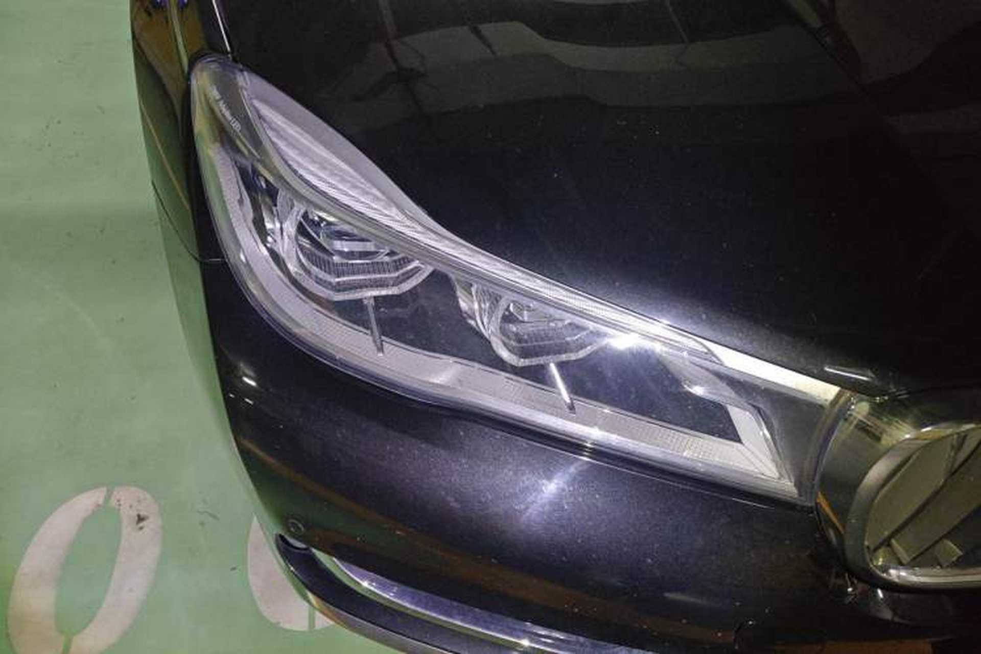 Used BMW 7 Series 2018 730Li Luxury Model Excellence Package Right Front Headlight