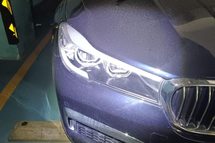 Used BMW 7 Series 2018 730Li Leading Model M Sport Package Right Front Headlight