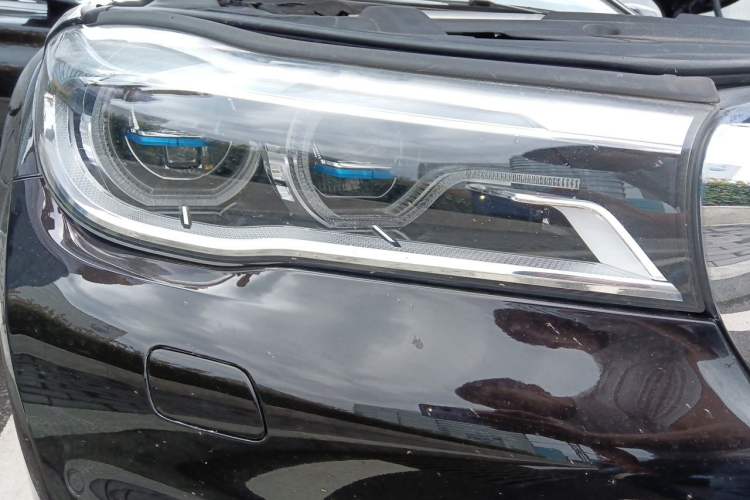 Used BMW 7 Series 2018 740Li xDrive Luxury Edition Excellence Package Right Front Headlight