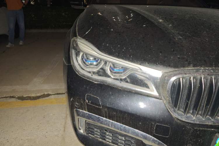 Used BMW 7 Series 2018 740Li xDrive Luxury Edition M Sport Package Right Front Headlight