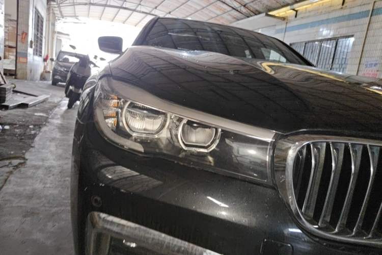 Used BMW 7 Series 2018 730Li Leading Model M Sport Package Right Front Headlight