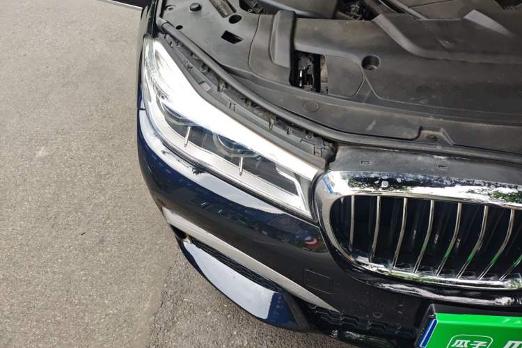 Used BMW 7 Series 2018 730Li Luxury Edition M Sport Package Right Front Headlight