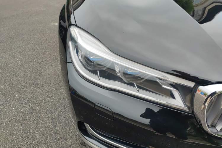 Used BMW 7 Series 2018 740Li Leading Model Excellence Package Right Front Headlight